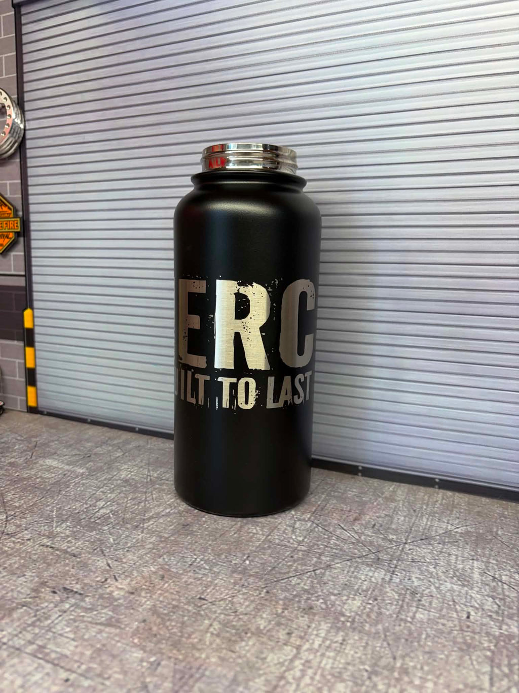 IERC 32oz Water Bottle