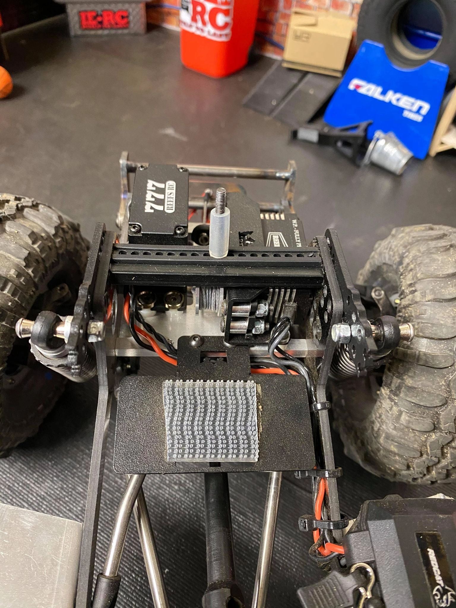 X MOUNT