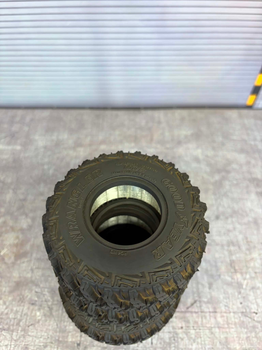 1.9 SCALE TIRES