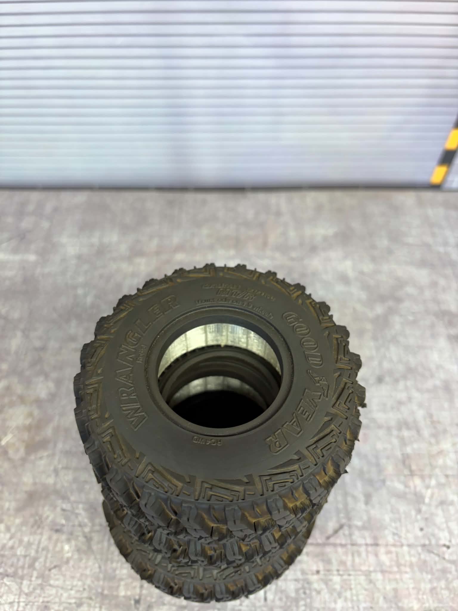 1.9 SCALE TIRES