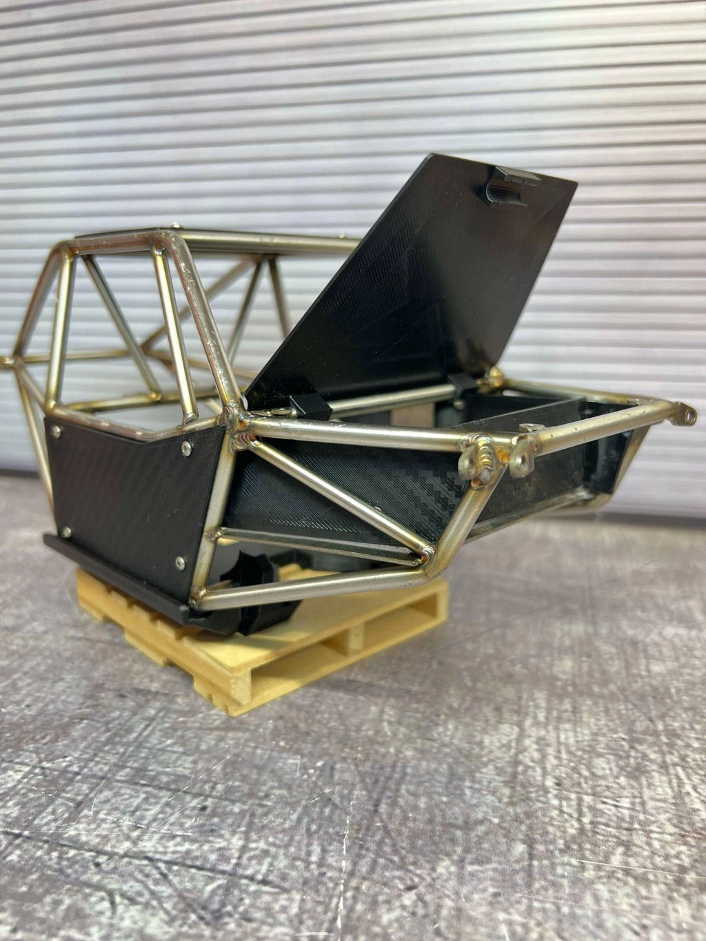 RC SPEEDY R2 PANELS & SLIDERS