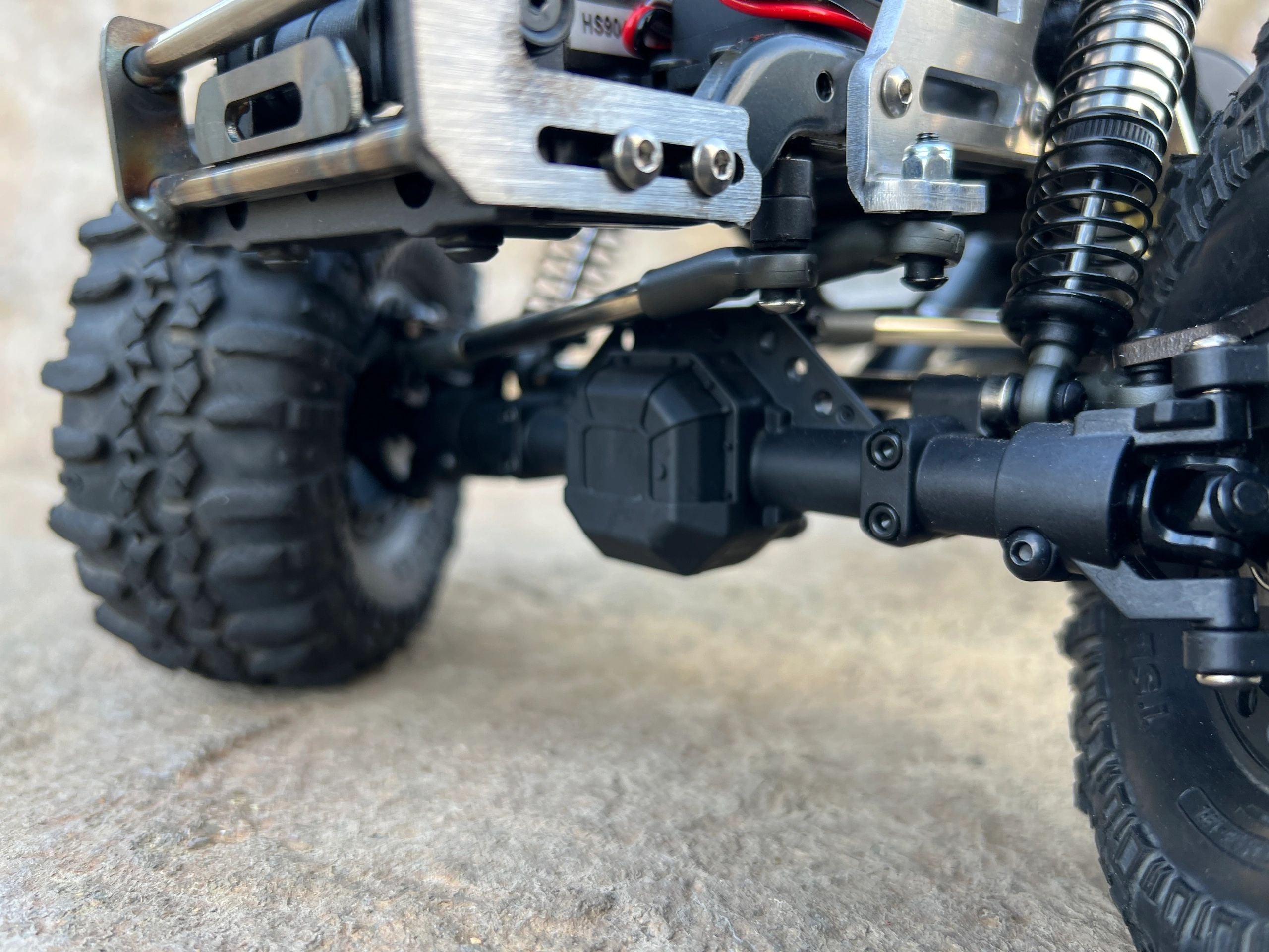 FRONT ELEMENT SHOCK TOWERS