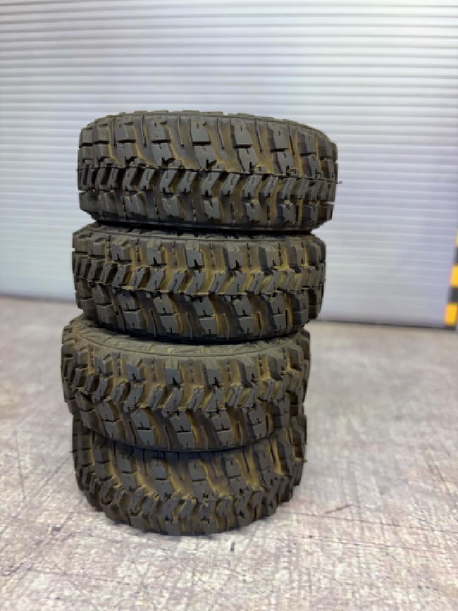 1.9 SCALE TIRES