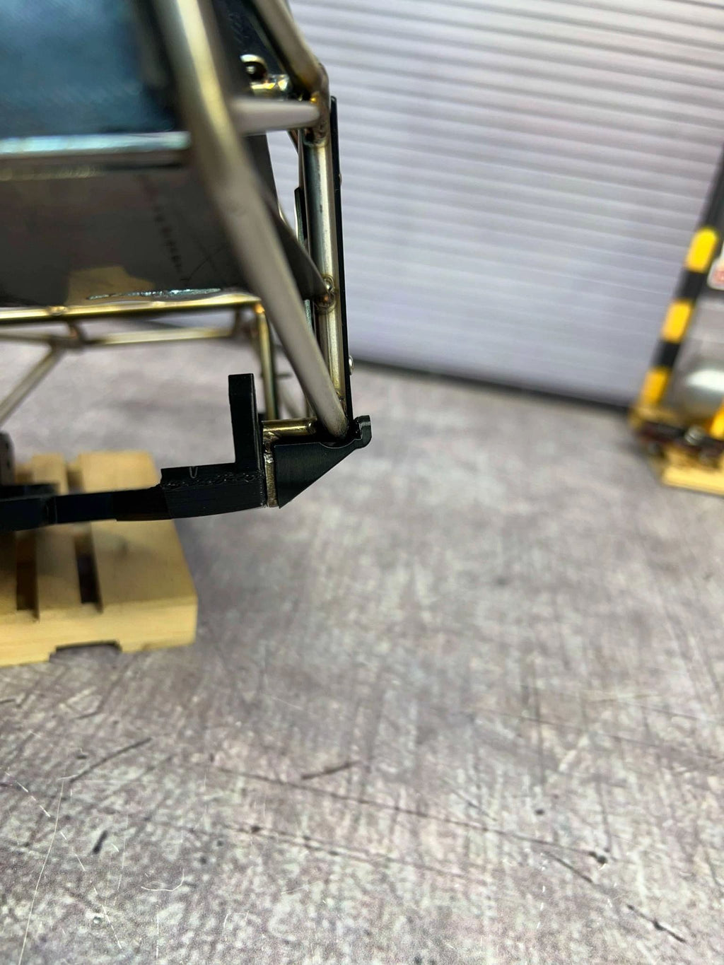 RC SPEEDY R2 PANELS & SLIDERS