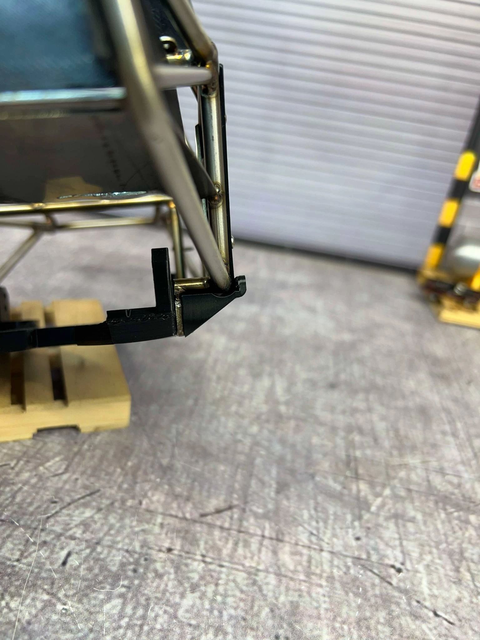 RC SPEEDY R2 PANELS & SLIDERS