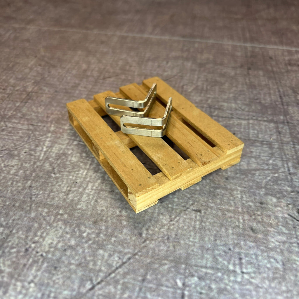 UNIVERSAL "L" BRACKET