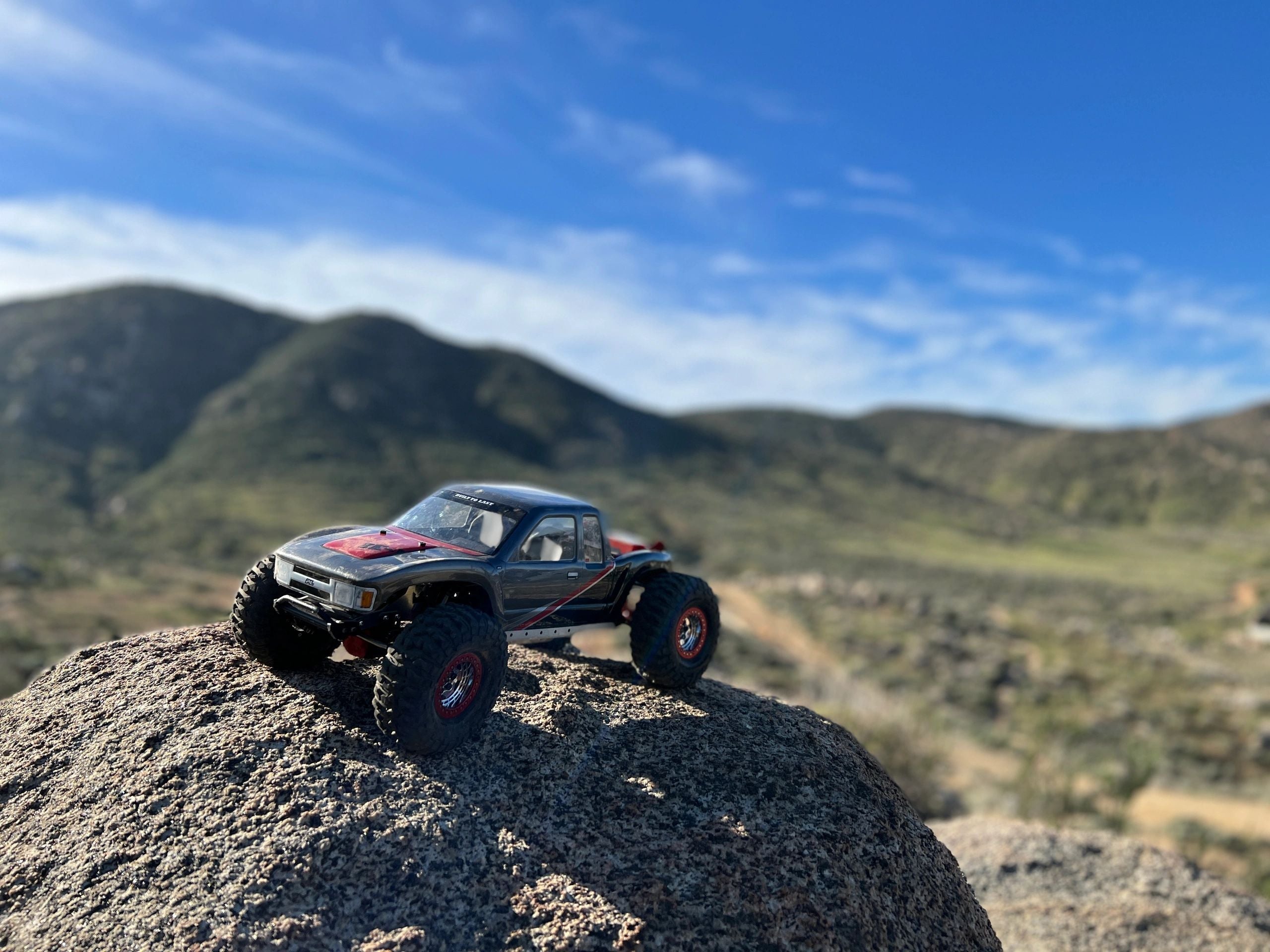 NARROW ALUMINUM SLIDERS