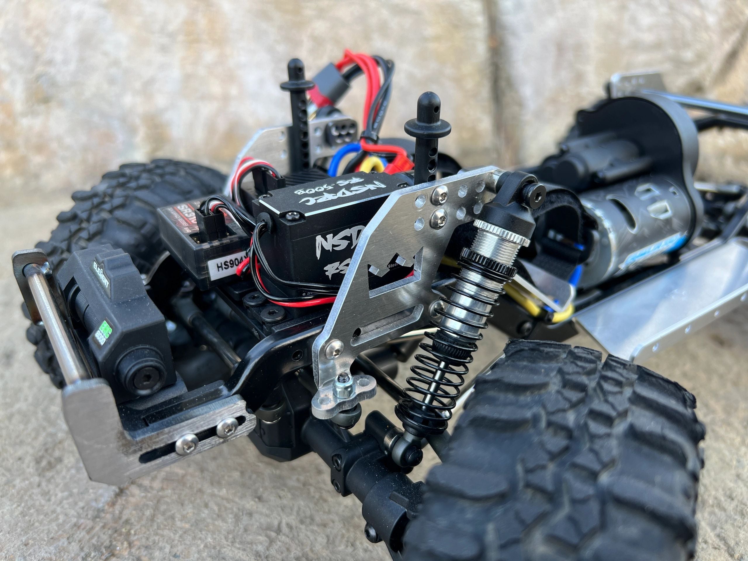 FRONT ELEMENT SHOCK TOWERS