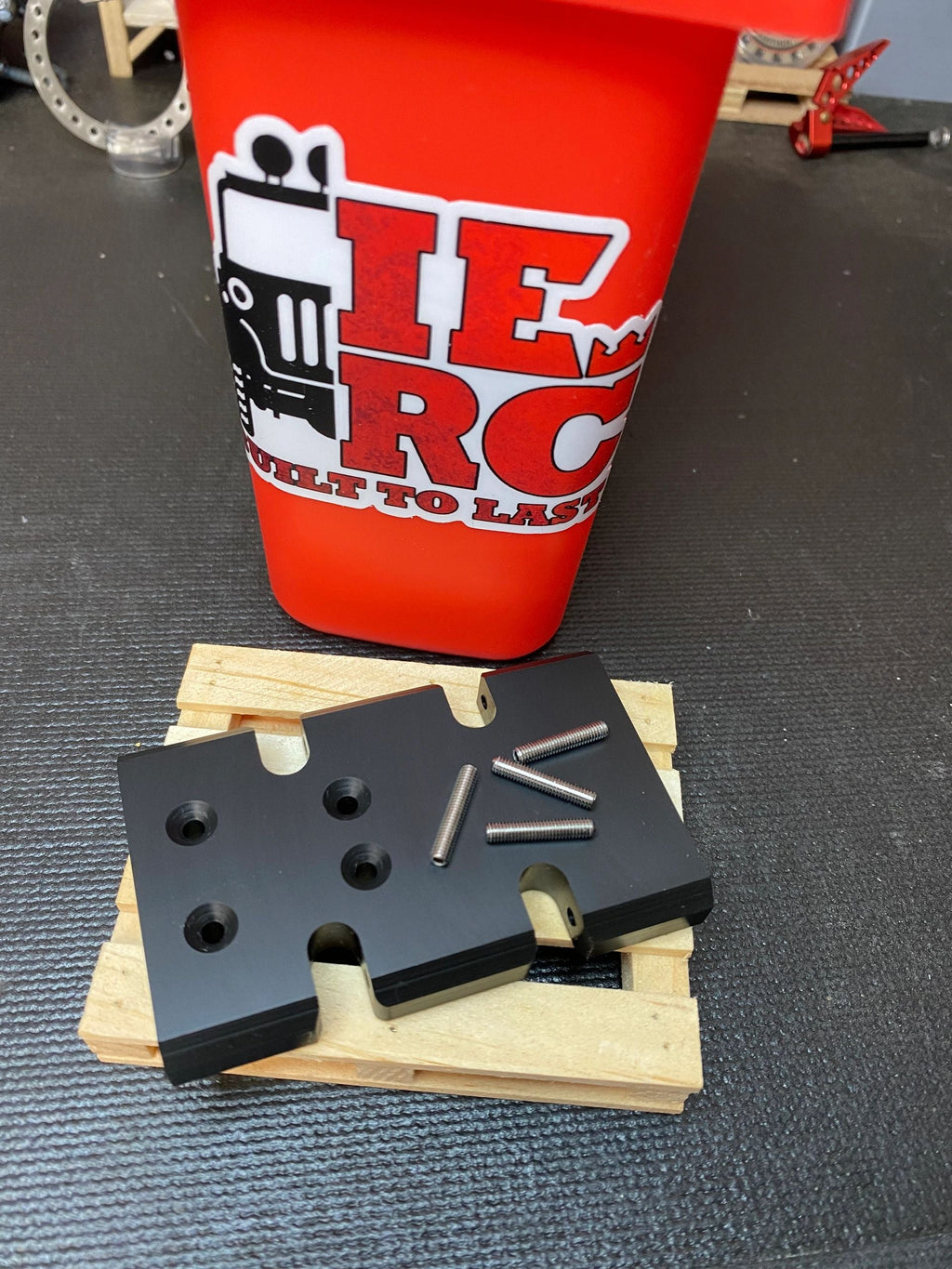 MERGE SKID PLATE