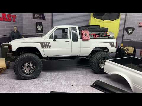 4 DOOR HARDBODY SLIDER